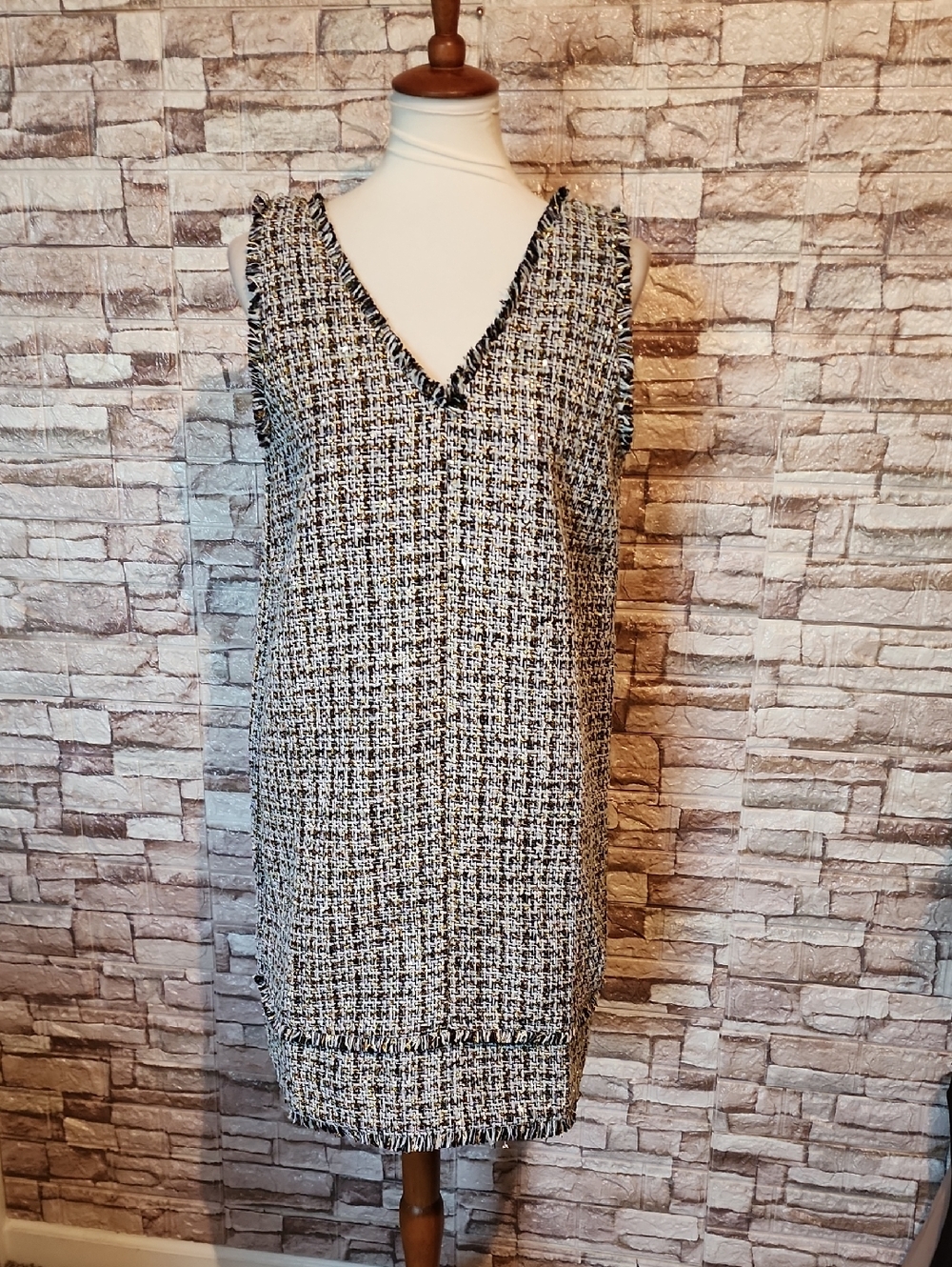 Sleeveless V-Neck Tweed Shift Dress in Dark Blue & Gold  Brand New